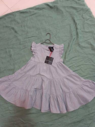 AoA.we sell imported leftover kids and ladies clothes