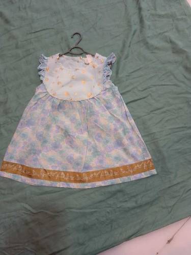 AoA.we sell imported leftover kids and ladies clothes