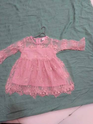 AoA.we sell imported leftover kids and ladies clothes