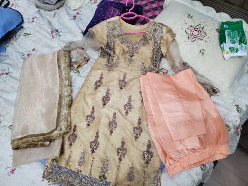 clothes 