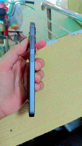 Samsung S24