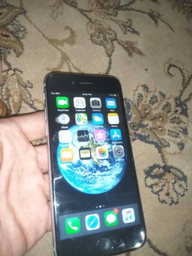 selling Apple  iPhone 6