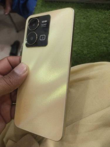Vivo y35 