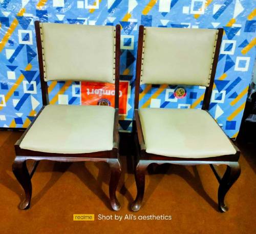 Comfortable Wooden Chairs 