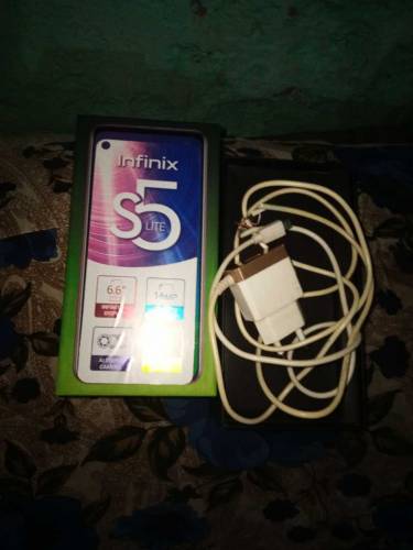 Infinix s5 lite 4.64 memory