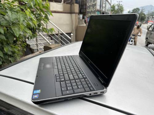 Dell Precision M2800