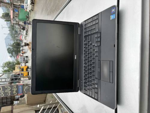 Dell Precision M2800
