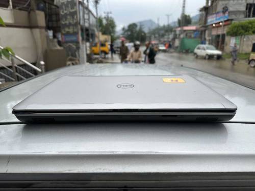 Dell Precision M2800