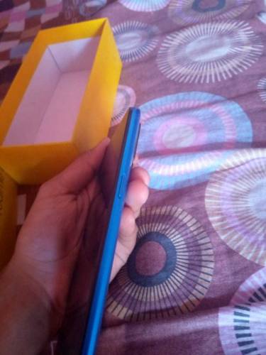 REALME CE