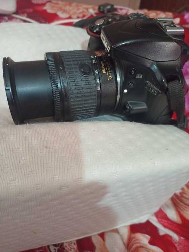 NIKON-D3300-Ideal DSLR for YouTube channel and Tiktok