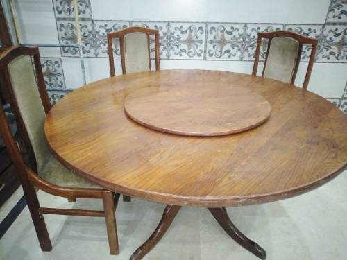 Dinning Table