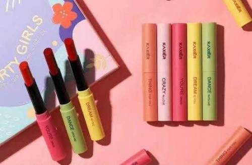 Matte Lipstick 💄 Pack Of 5 with free home delivery