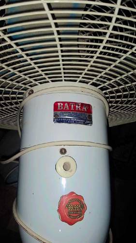 fan ki speed bhot fast hai ..kafi acha fan hai speed k lehaz se