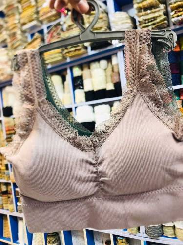 sports bra 