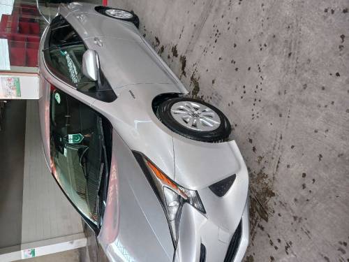 Toyota Prius S Safty Pack Totel Genuine Alhamdulillah