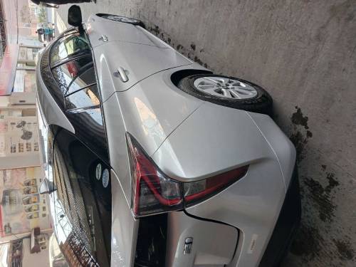 Toyota Prius S Safty Pack Totel Genuine Alhamdulillah