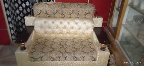 sofa for sale 