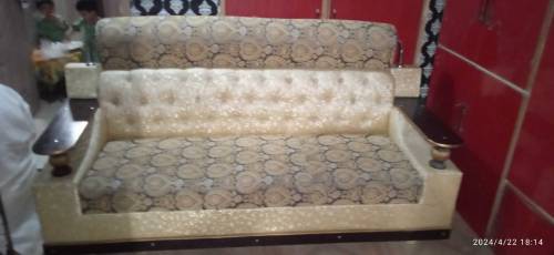 sofa for sale 
