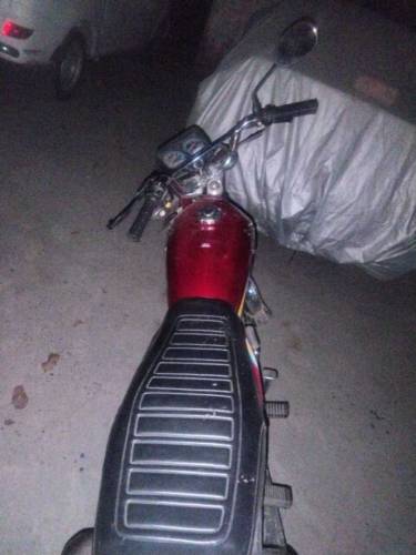 honda bike 125 color red