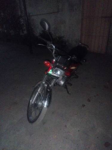 honda bike 125 color red