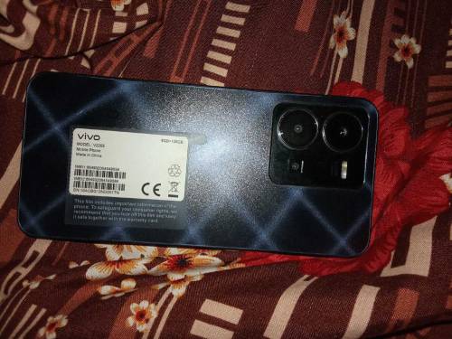 vivo y35 8gb 128gb with box and charger