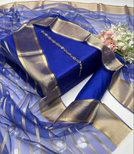 •  Fabric: Multani Linen Jacquard Lining•  Shirt: Lining•  Trouser: Pl