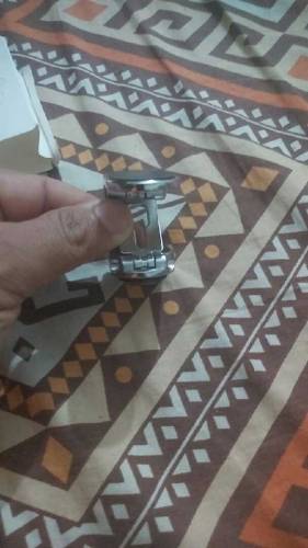 magnetic mobile holder for car.