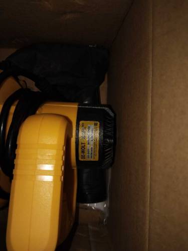 blour plus vacuum  de-wolt