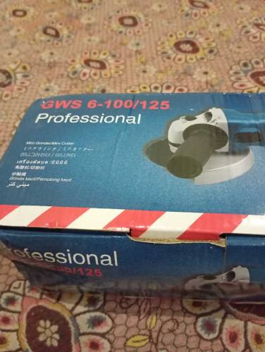 5 inch Bosch angle grinder 