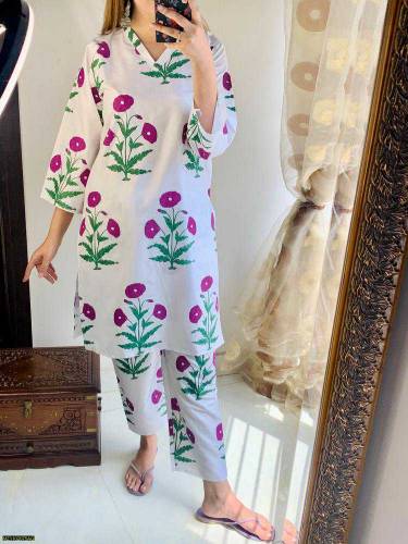 2Pc Women Stitched Lilen Printed Shirt & Trouser