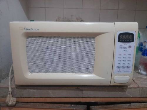 Dawlance King Size Microwave Urgent Sell