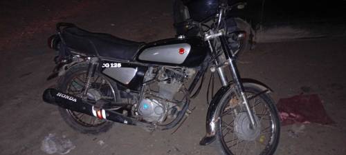 Honda 125 black Tanki tapay
