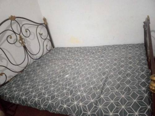Bed with matrix