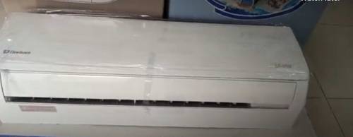 Air Condition Dawlance 