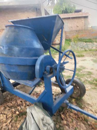 concrete mixer good quality and condition very good