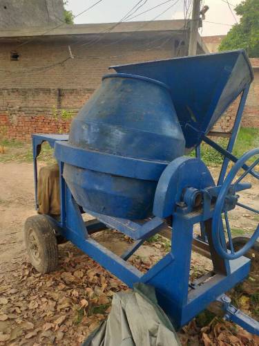 concrete mixer good quality and condition very good