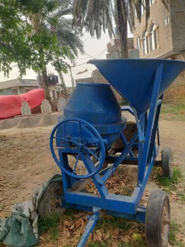 concrete mixer good quality and condition very good