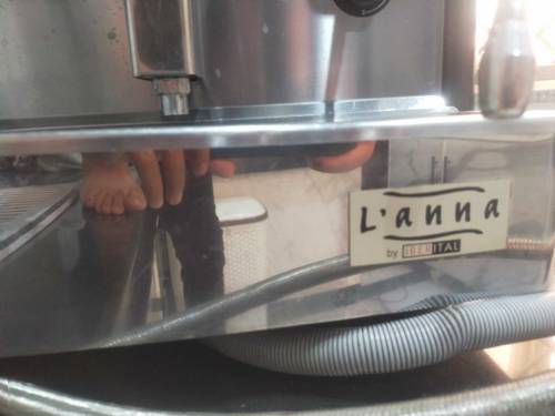 coffee machine very good condition in new condition 