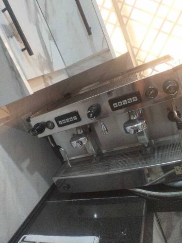 coffee machine very good condition in new condition 