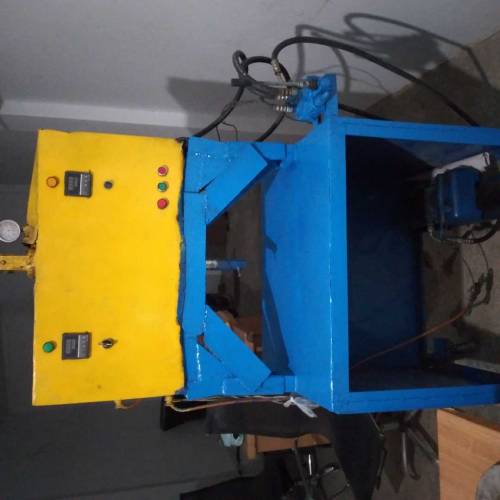 Paper plate making machine