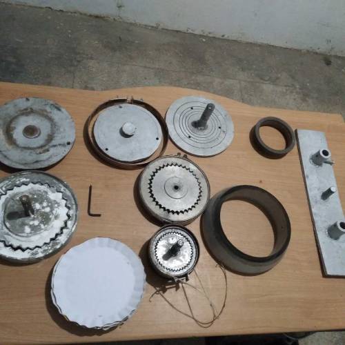 Paper plate making machine