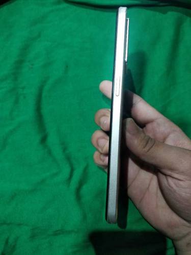 Oppo F21 Pro
