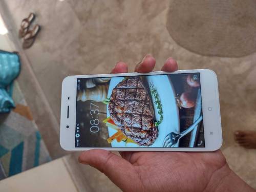 Vivo y66 4 Ram 64 Memory patch life time approved 10/9.5 condition
