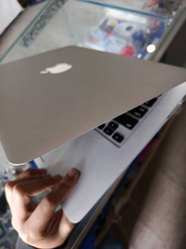 Macbook Air