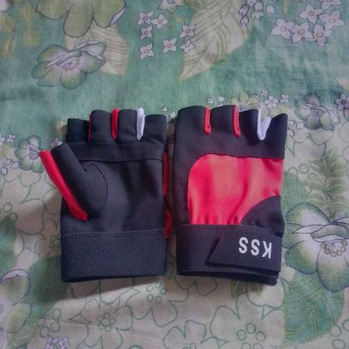 half fingers gloves 