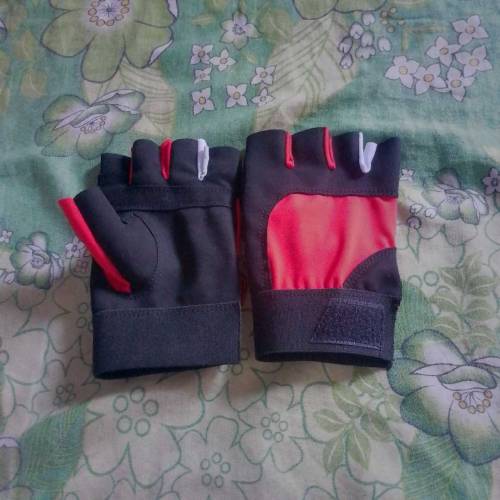 half fingers gloves 