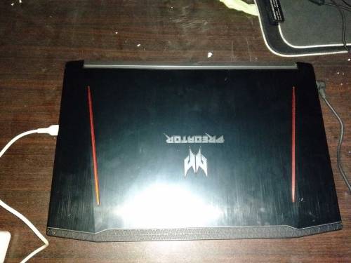 Acer Predator Helios 300 GTX 1060 6gb i7 7700hq