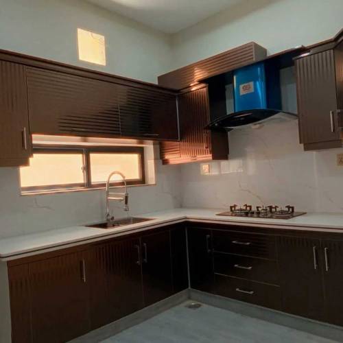 8 marla house 