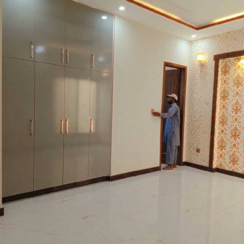 8 marla house 