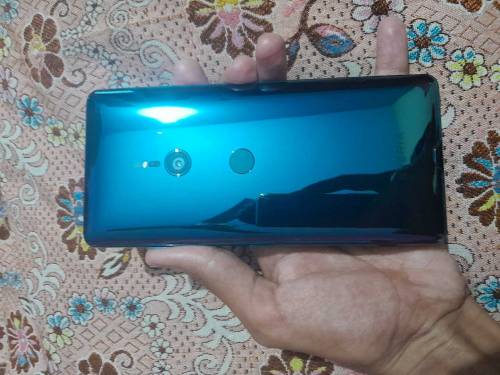 sony xperia xz3